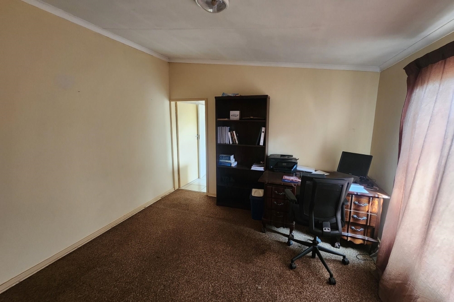 3 Bedroom Property for Sale in Geduld Gauteng