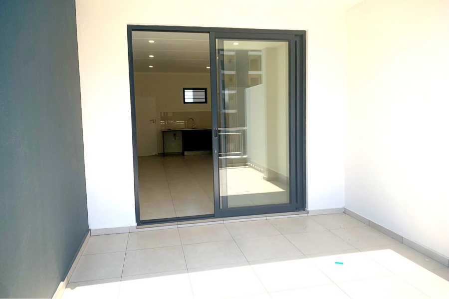 To Let 2 Bedroom Property for Rent in Greenstone Hill Gauteng