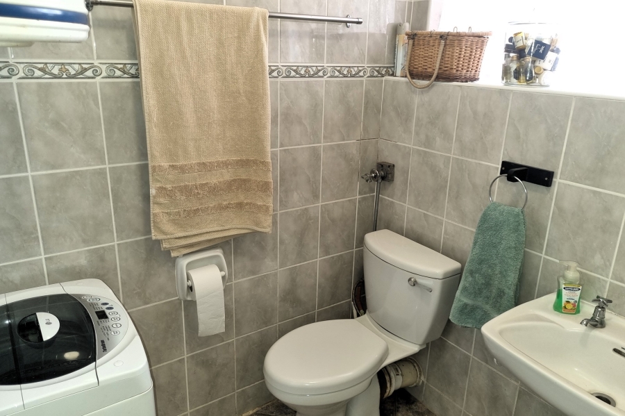 2 Bedroom Property for Sale in Moregloed Gauteng