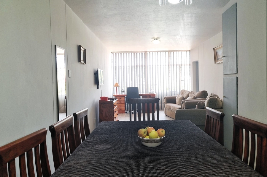 2 Bedroom Property for Sale in Moregloed Gauteng