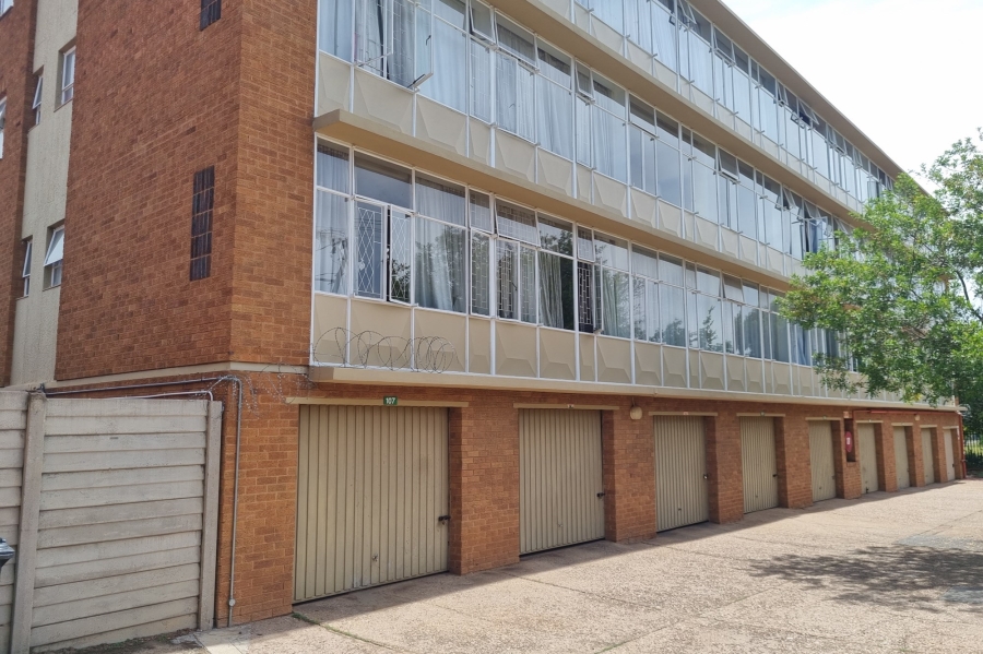 2 Bedroom Property for Sale in Moregloed Gauteng