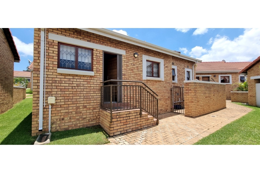 2 Bedroom Property for Sale in Randpark Ridge Gauteng