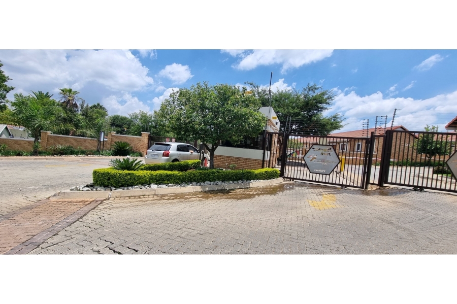 2 Bedroom Property for Sale in Randpark Ridge Gauteng