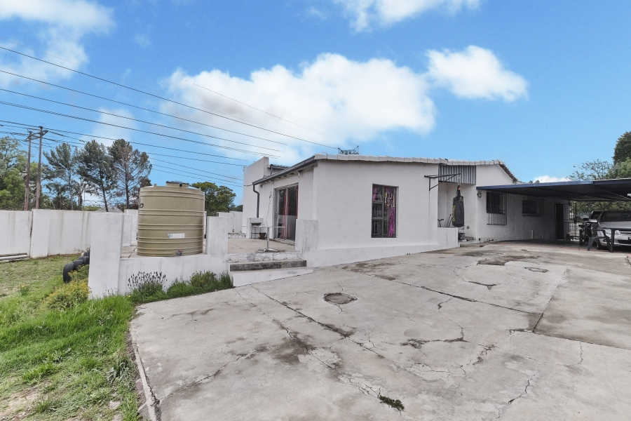 4 Bedroom Property for Sale in Bromhof Gauteng