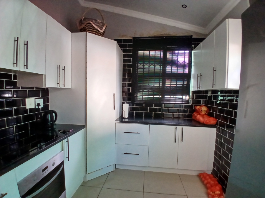 4 Bedroom Property for Sale in Danville Gauteng