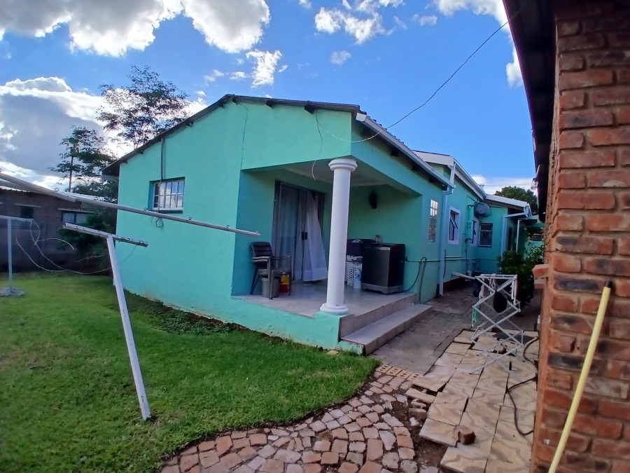 4 Bedroom Property for Sale in Danville Gauteng