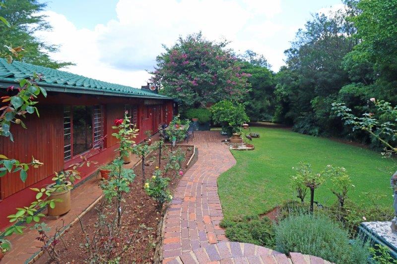 4 Bedroom Property for Sale in Cresta Gauteng