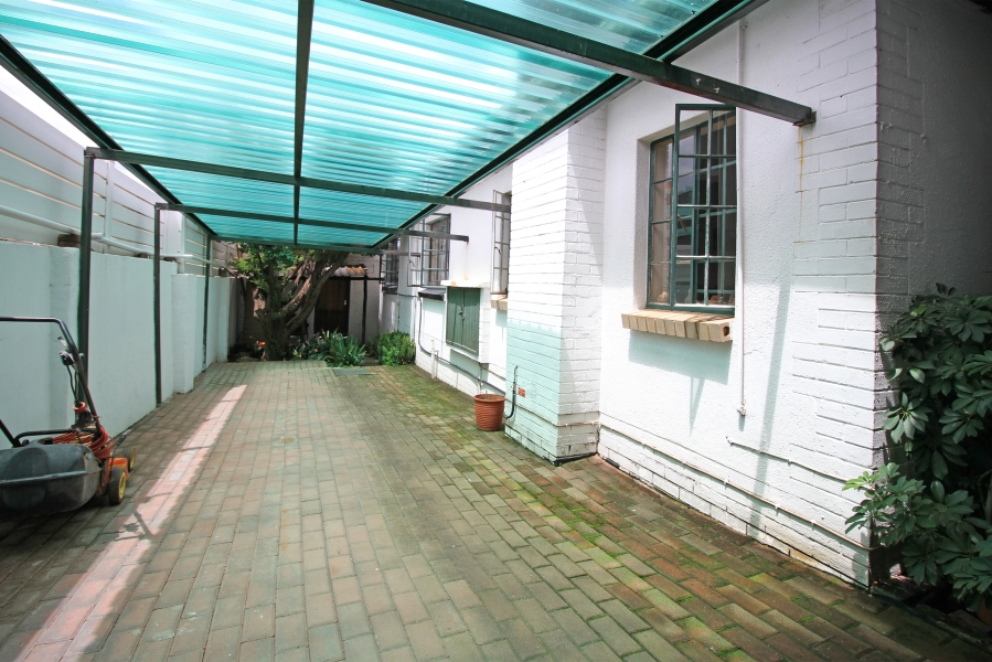 3 Bedroom Property for Sale in Parkhurst Gauteng