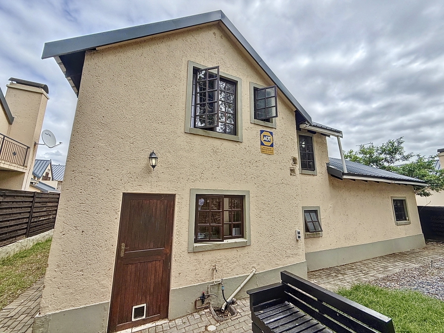 2 Bedroom Property for Sale in Equestria Gauteng