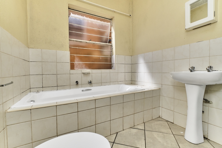 2 Bedroom Property for Sale in Honeydew Gauteng