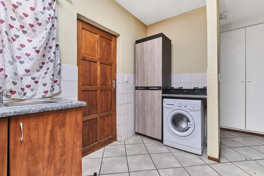 2 Bedroom Property for Sale in Honeydew Gauteng