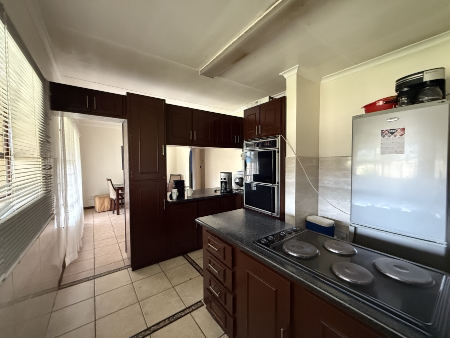 3 Bedroom Property for Sale in Breaunanda Gauteng