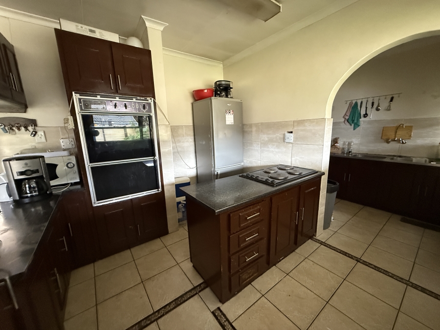 3 Bedroom Property for Sale in Breaunanda Gauteng