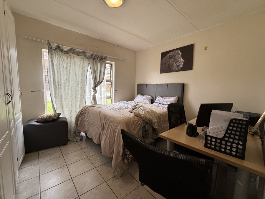 2 Bedroom Property for Sale in Birchleigh Gauteng