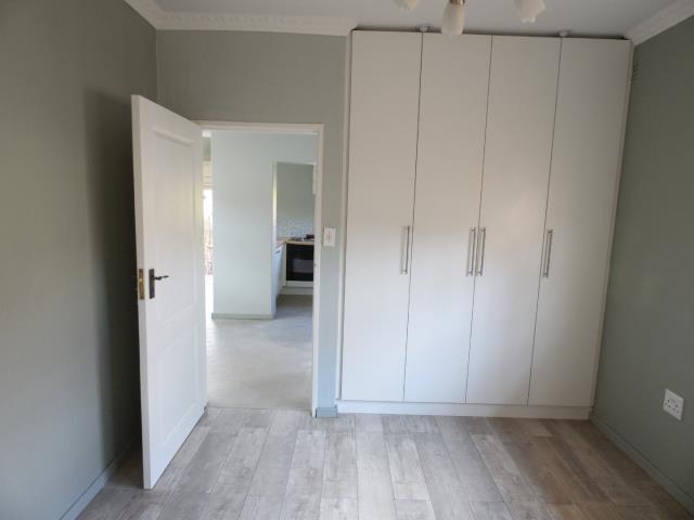 To Let 2 Bedroom Property for Rent in Weltevreden Park Gauteng