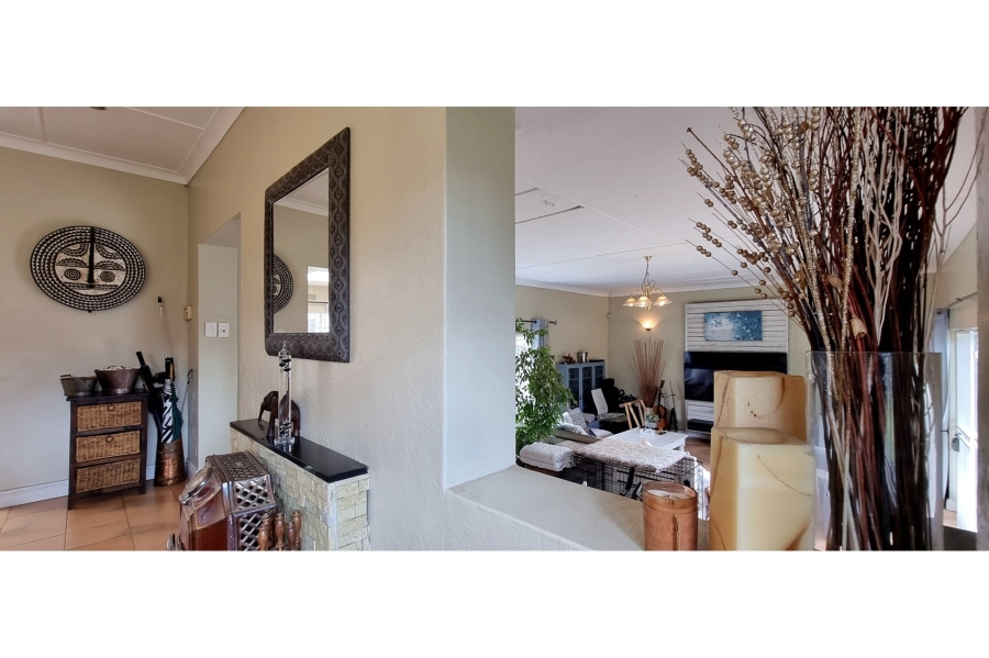 4 Bedroom Property for Sale in Lombardy East Gauteng