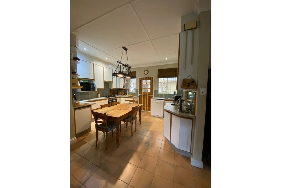 4 Bedroom Property for Sale in Lombardy East Gauteng