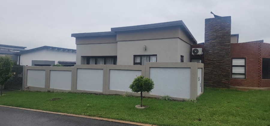 3 Bedroom Property for Sale in Zambezi Manor Lifestyle Estate Gauteng