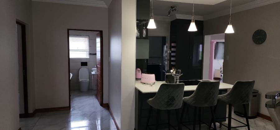 3 Bedroom Property for Sale in Zambezi Manor Lifestyle Estate Gauteng