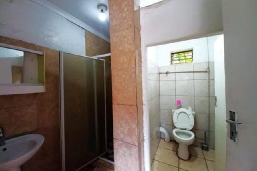 10 Bedroom Property for Sale in Brixton Gauteng