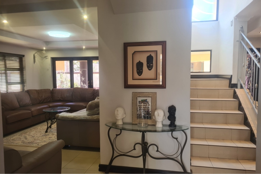 5 Bedroom Property for Sale in Savannah Hills Estate Gauteng