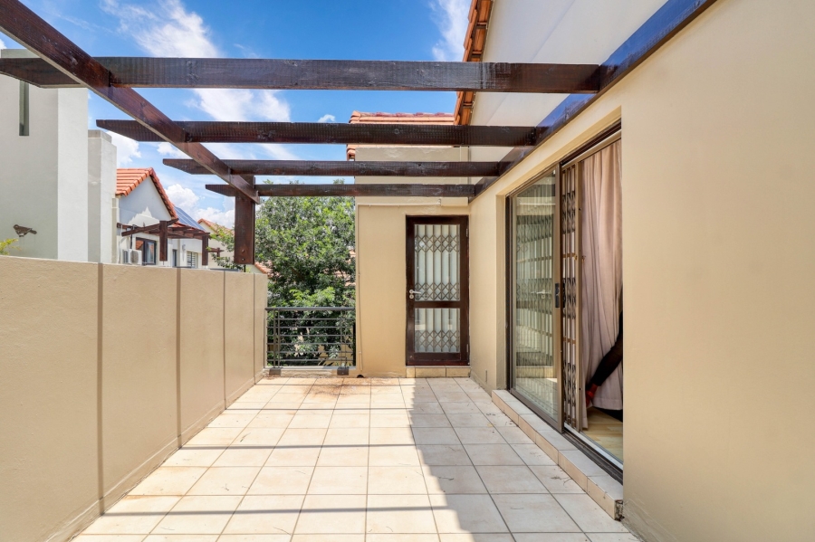 To Let 3 Bedroom Property for Rent in Fourways Gauteng