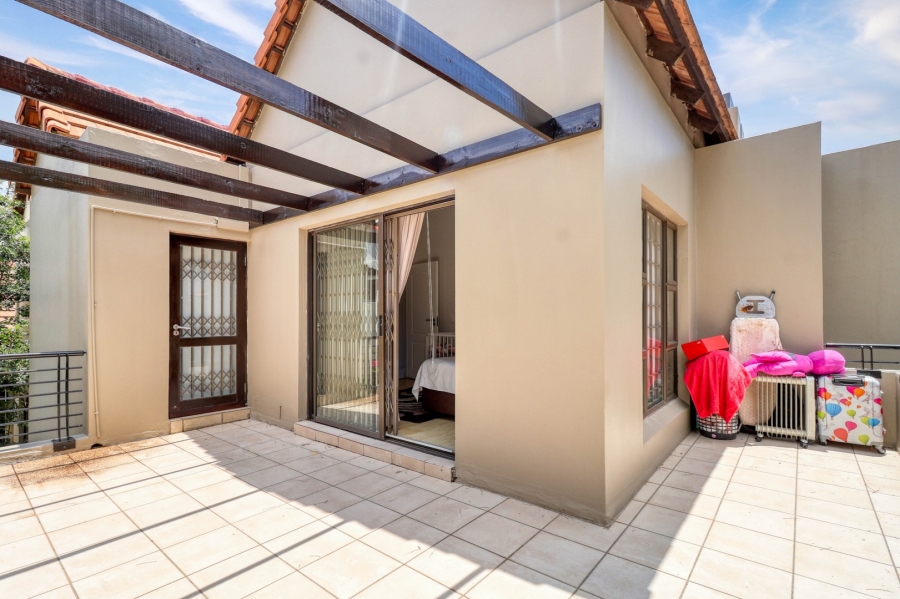 To Let 3 Bedroom Property for Rent in Fourways Gauteng