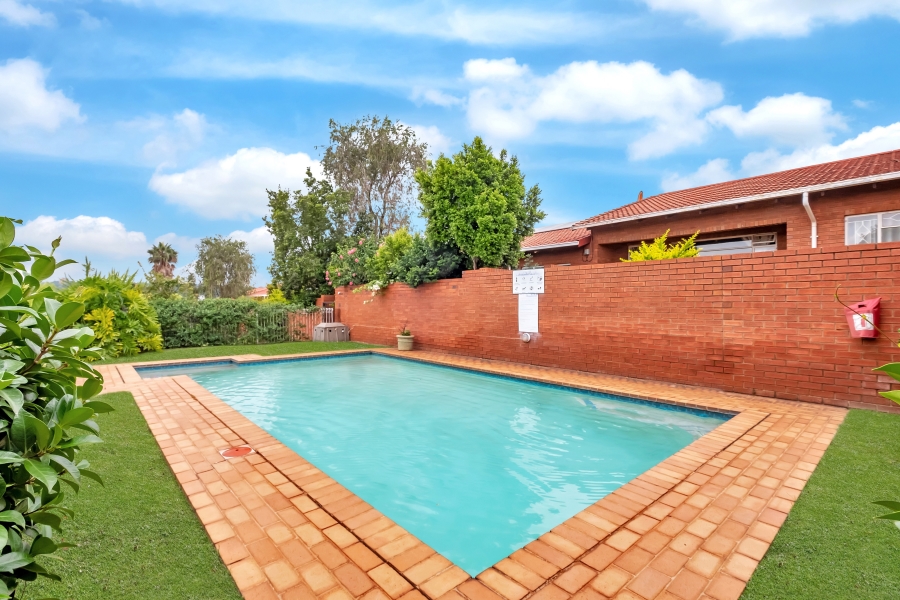 2 Bedroom Property for Sale in Ferndale Gauteng