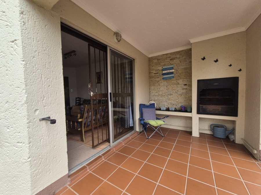 1 Bedroom Property for Sale in Bedfordview Gauteng