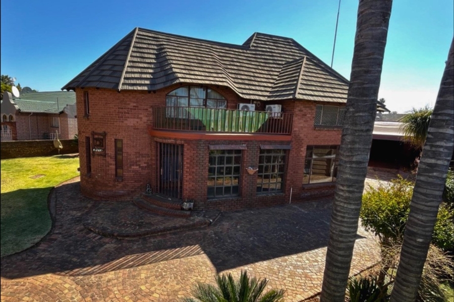 7 Bedroom Property for Sale in Minnebron Gauteng