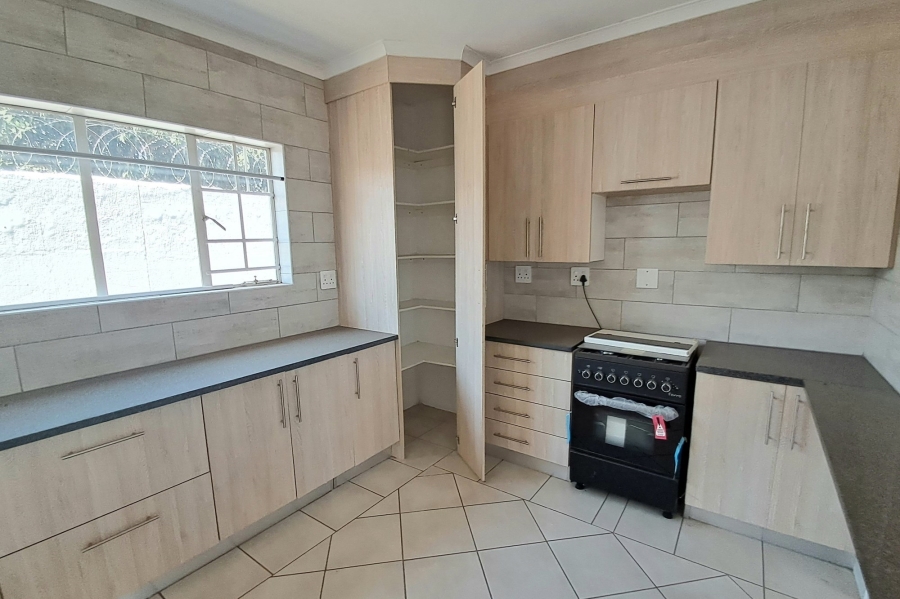 3 Bedroom Property for Sale in Pretoria Gardens Gauteng