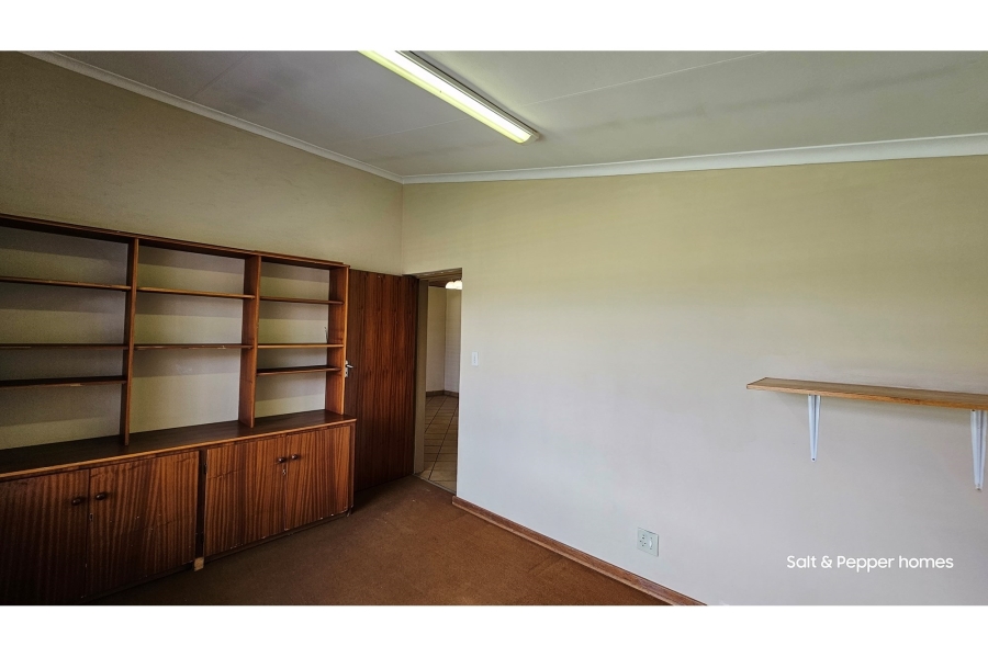 To Let 4 Bedroom Property for Rent in Sinoville Gauteng