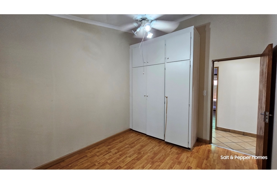 To Let 4 Bedroom Property for Rent in Sinoville Gauteng