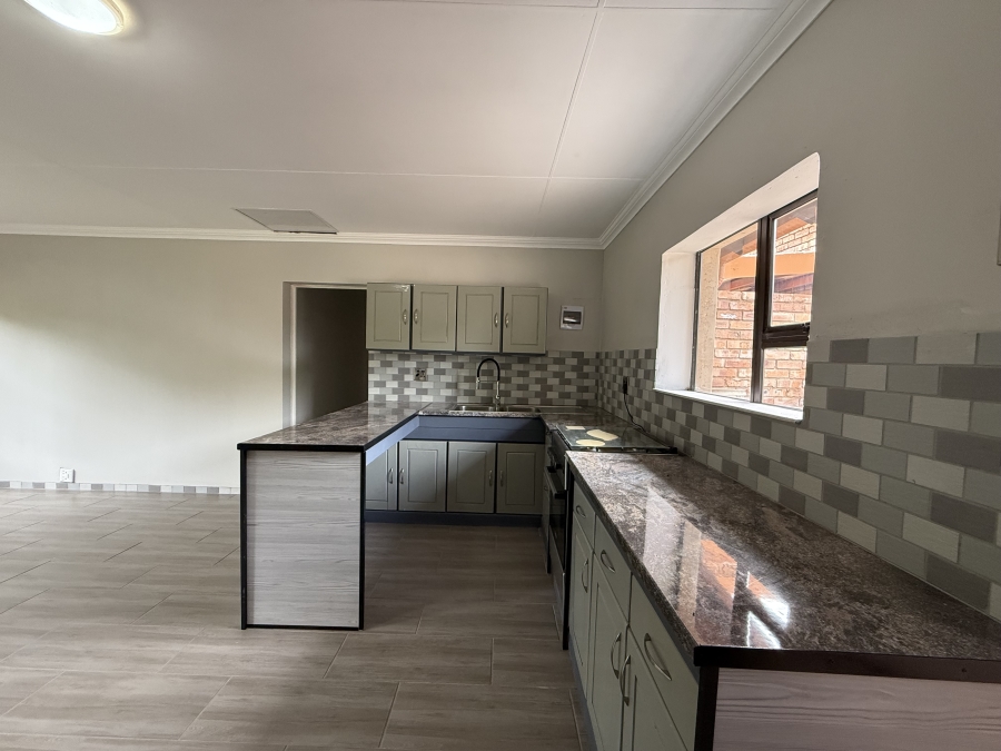 To Let 2 Bedroom Property for Rent in Montana Gauteng