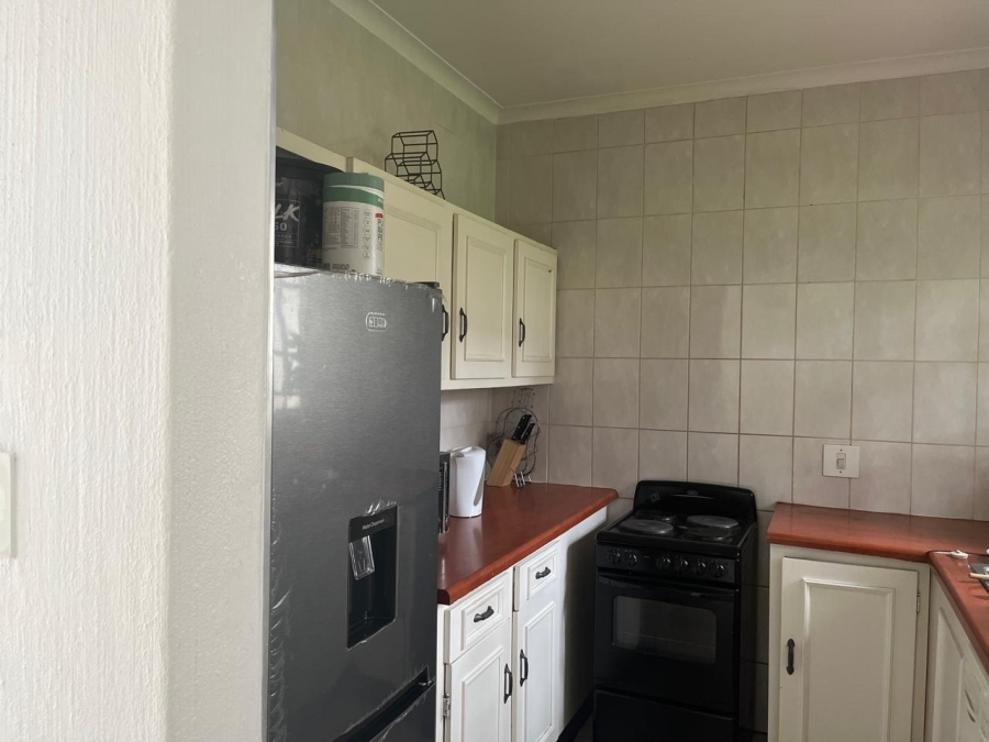 To Let 1 Bedroom Property for Rent in Sandown Gauteng