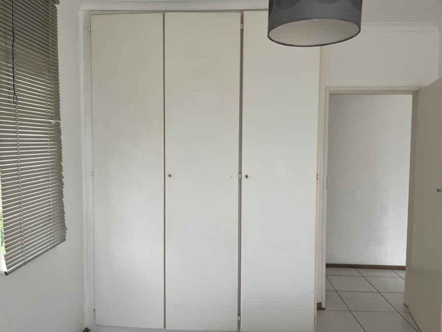 To Let 1 Bedroom Property for Rent in Sandown Gauteng