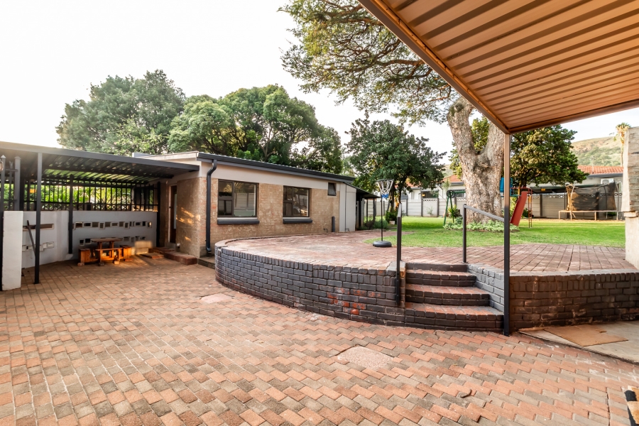 3 Bedroom Property for Sale in Rietfontein Gauteng