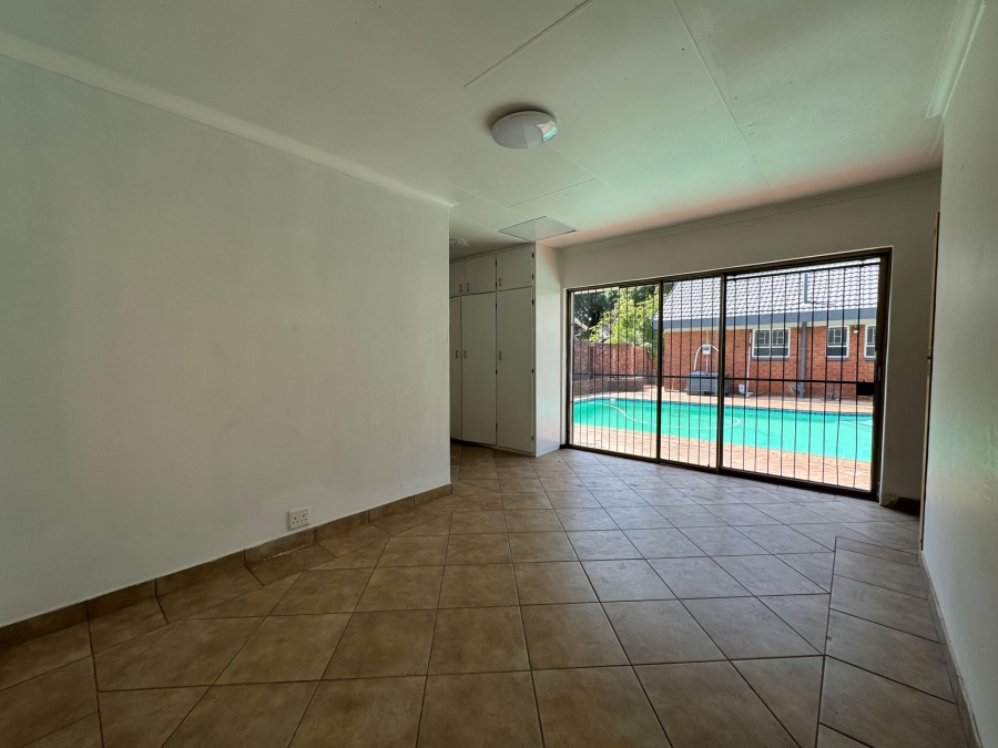 6 Bedroom Property for Sale in Montana Gauteng