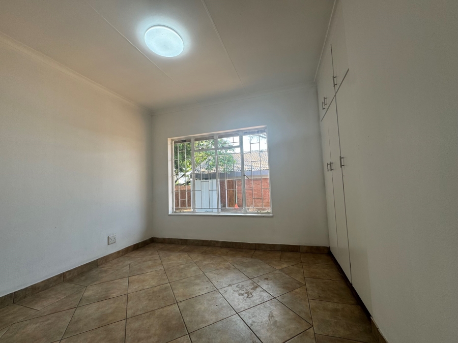 6 Bedroom Property for Sale in Montana Gauteng