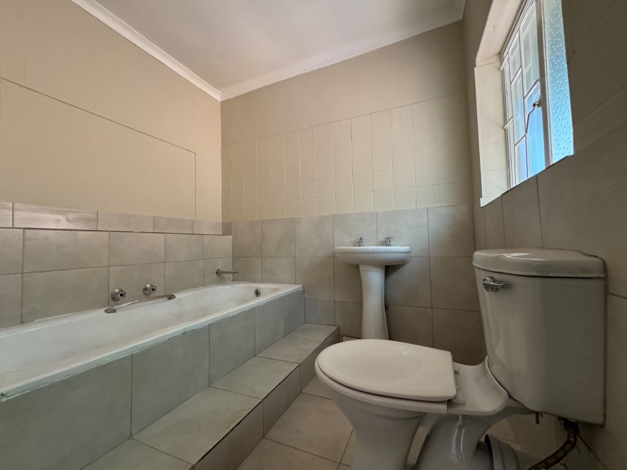 6 Bedroom Property for Sale in Montana Gauteng