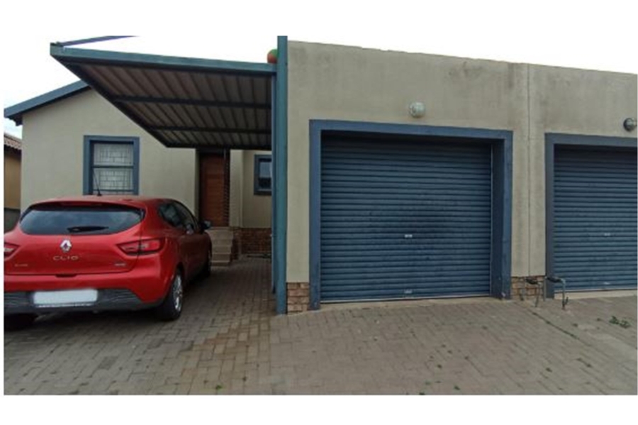 3 Bedroom Property for Sale in Kosmosdal Gauteng