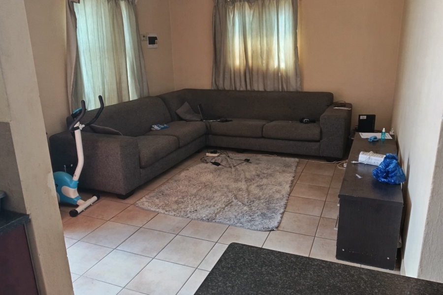 3 Bedroom Property for Sale in Kosmosdal Gauteng