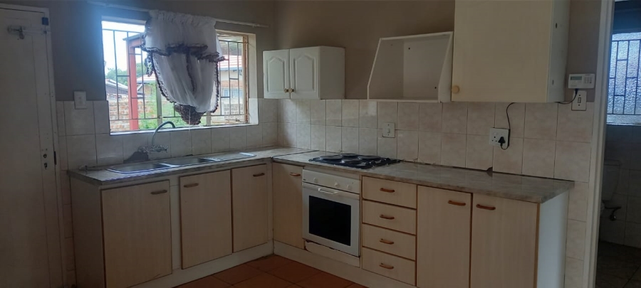 To Let 2 Bedroom Property for Rent in Minnebron Gauteng