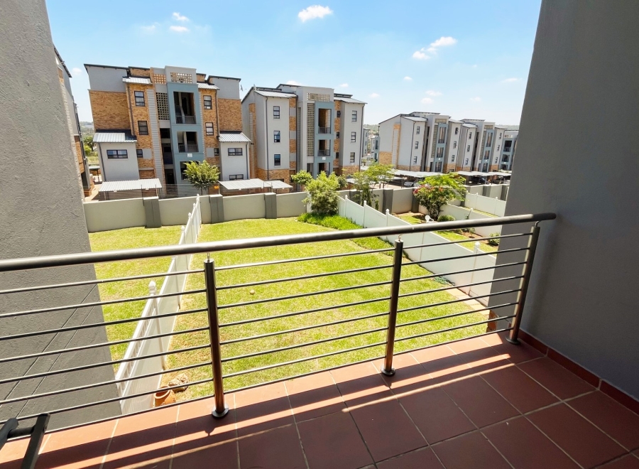 To Let 2 Bedroom Property for Rent in Barbeque Downs Gauteng