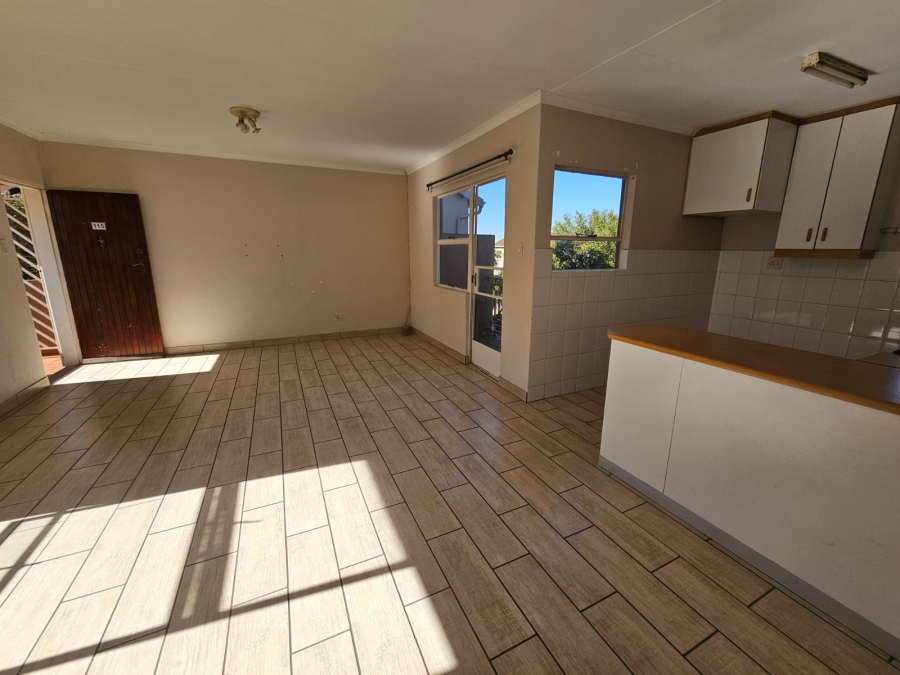 2 Bedroom Property for Sale in Bonaero Park Gauteng