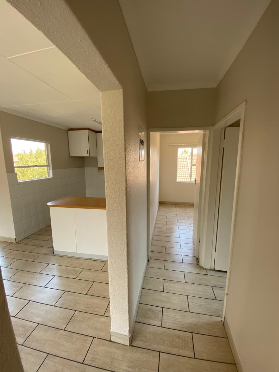 2 Bedroom Property for Sale in Bonaero Park Gauteng