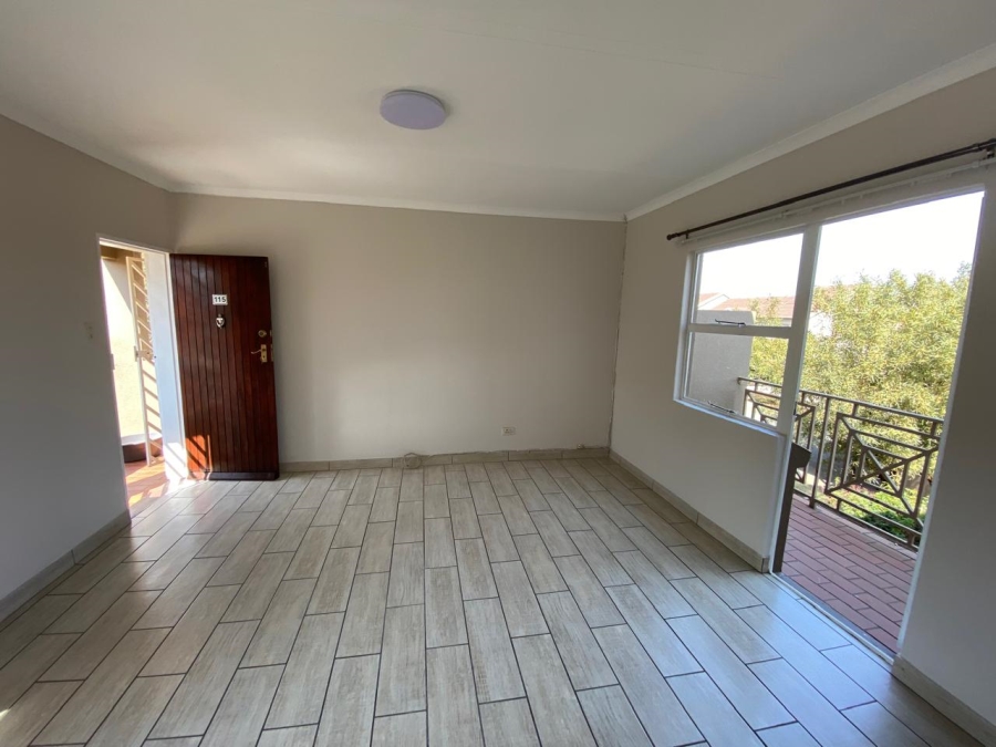 2 Bedroom Property for Sale in Bonaero Park Gauteng