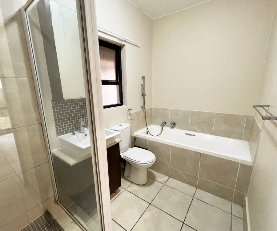 To Let 1 Bedroom Property for Rent in Fourways Gauteng