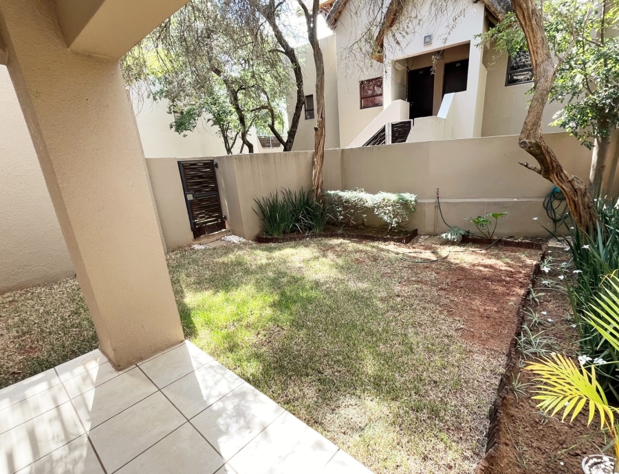 To Let 1 Bedroom Property for Rent in Fourways Gauteng