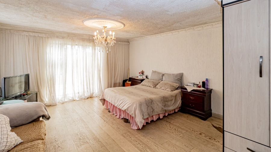 4 Bedroom Property for Sale in Ormonde Gauteng